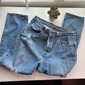 Levi’s 501 Distressed Straight Leg Jeans 31x26